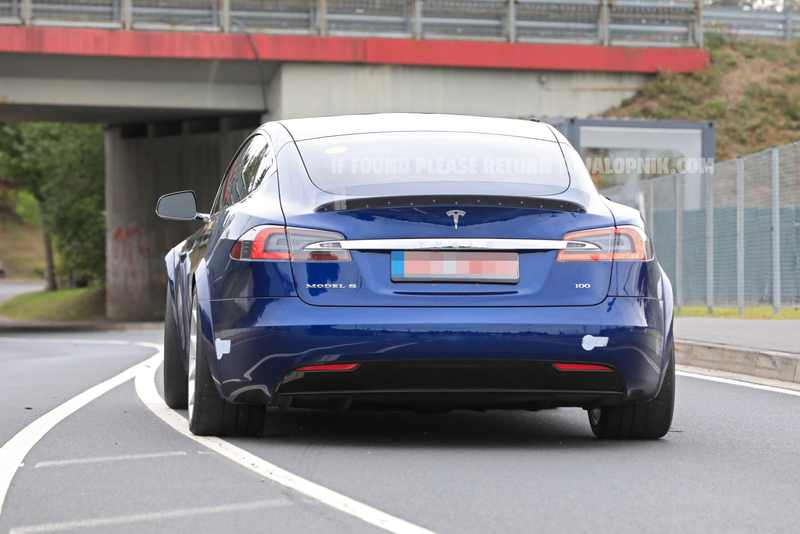 Illustration for article titled Here's What Happened With Tesla's Ambitious First Attempt At The Nürburgring